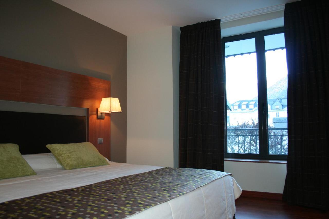 Alti Hotel Bagneres-de-Luchon Экстерьер фото